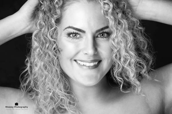 18175360_10154623498355847_208818556_o